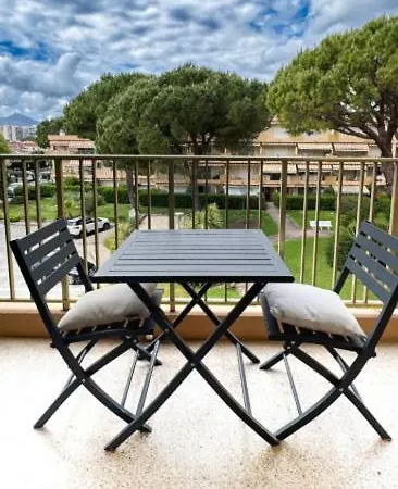 Apartamento La Palme D'or - Piscine, Pétanque Et Port *